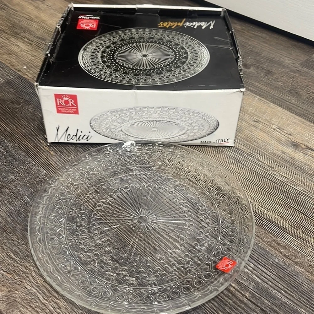 4 Medici dinner plates